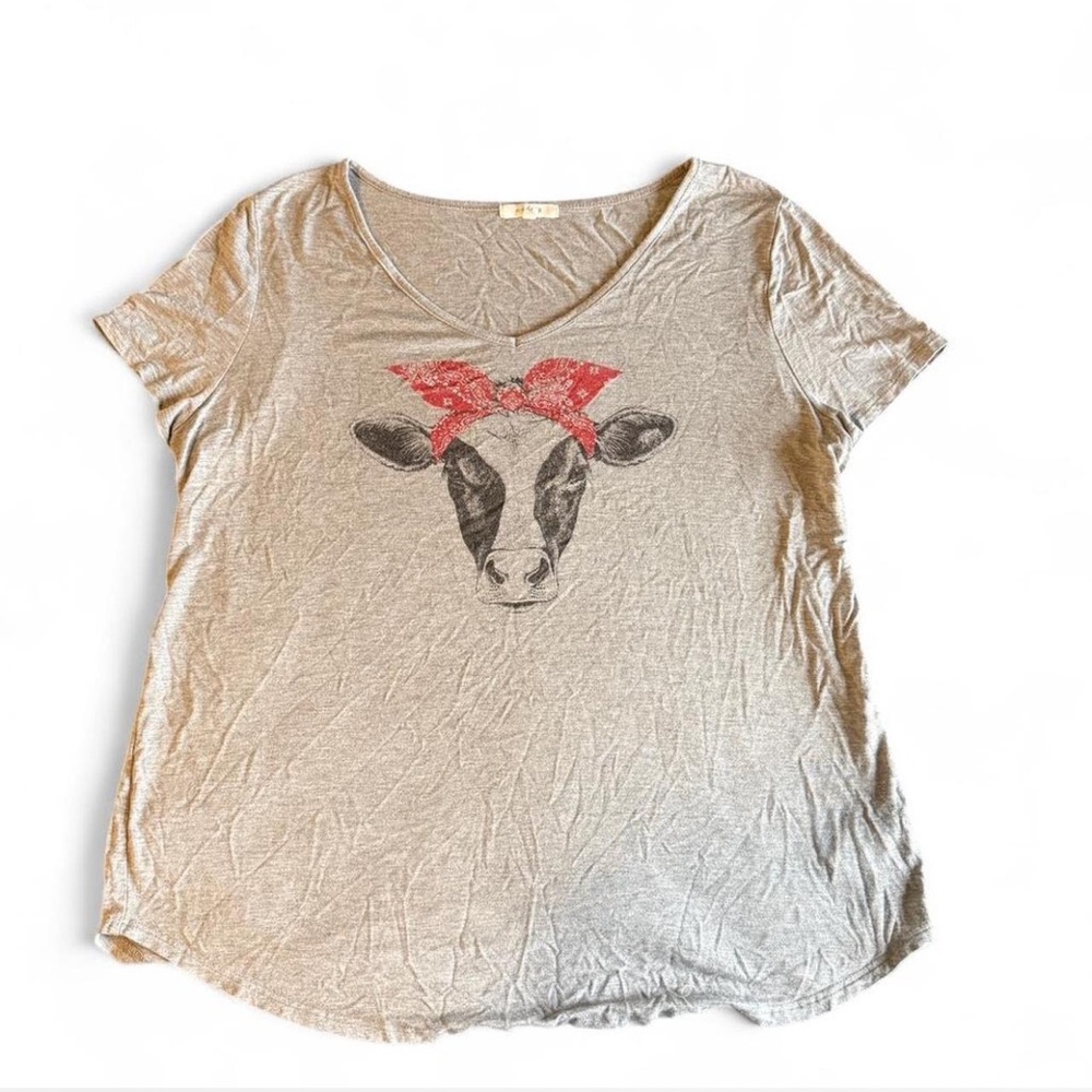 Maurices Gray Tee with Red Bow Cow Design